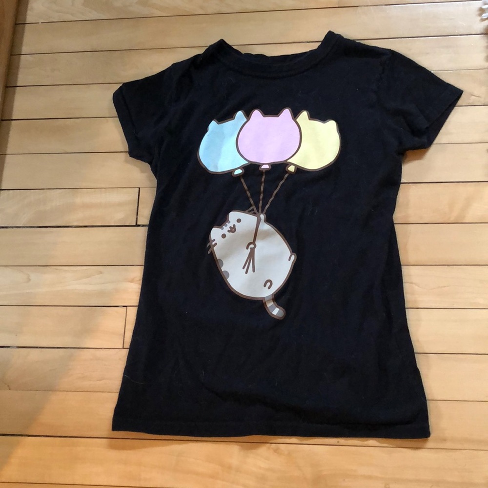 Black Pusheen T-shirt